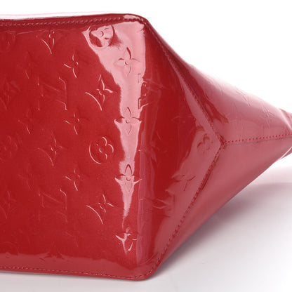 Louis Vuitton Vernis Bellevue PM Pomme D'Amour 9 of 9