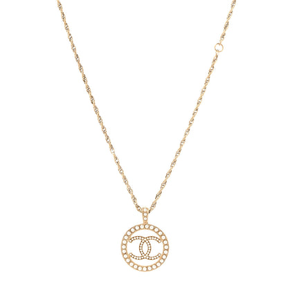 Chanel Pearl CC Round Pendant Necklace Gold 1 of 7