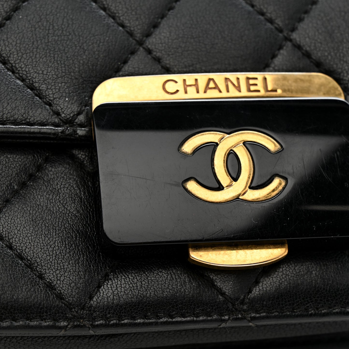 Sheepskin Quilted Mini Beauty Lock Flap Black