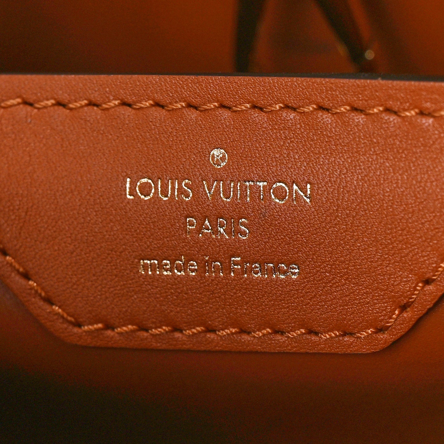Calfskin Bolsa Capucines BB Caramel
