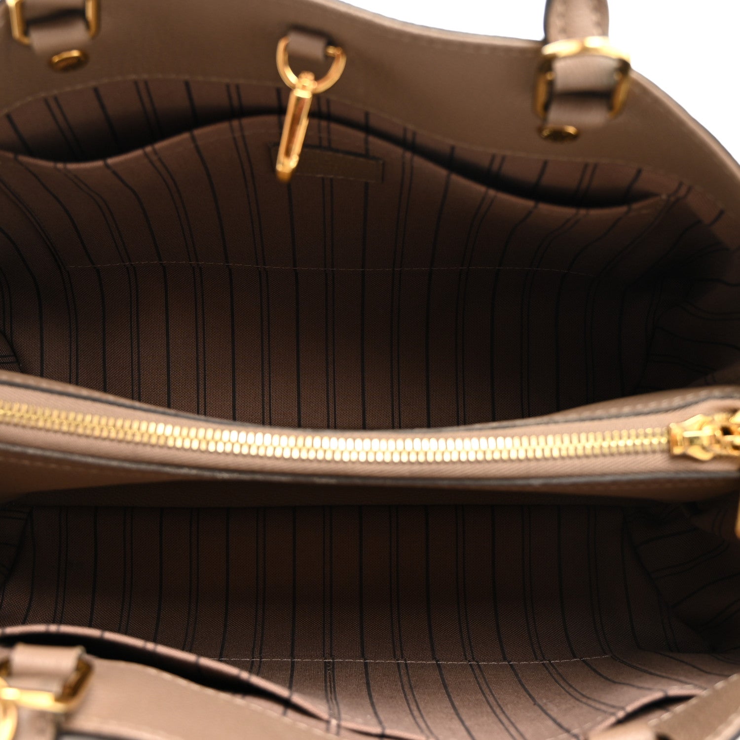 Louis Vuitton Empreinte Montaigne MM Glace 5 of 10
