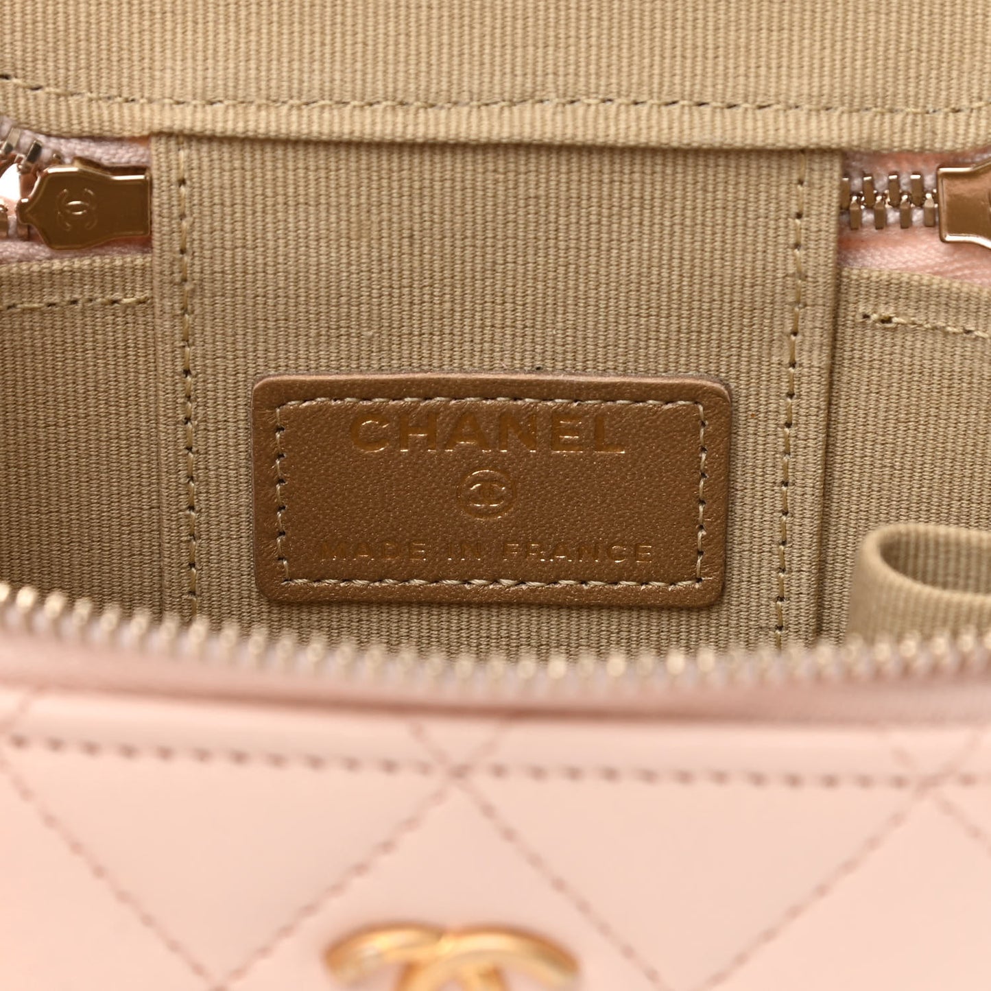 Lambskin Quilted Pearl Crush Mini Vanity Case With Chain Light Beige