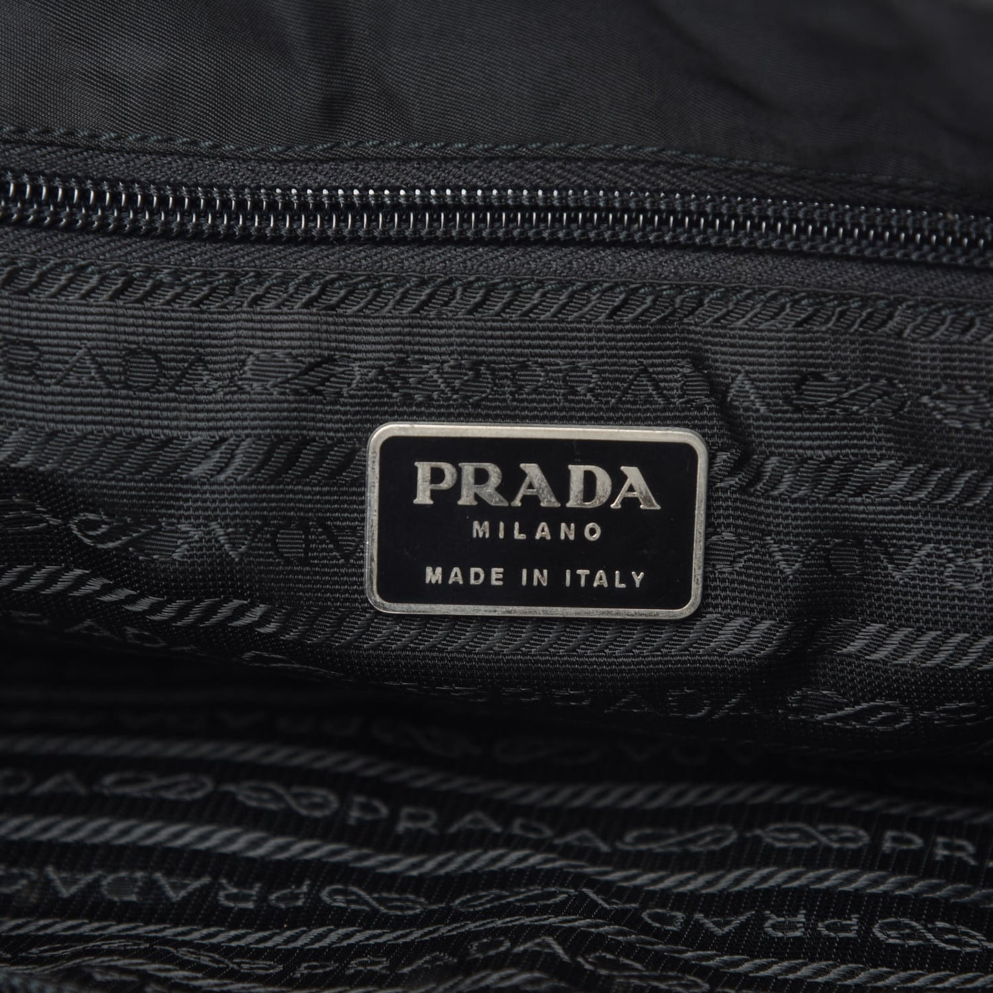 Nylon Flat Messenger Bag Black