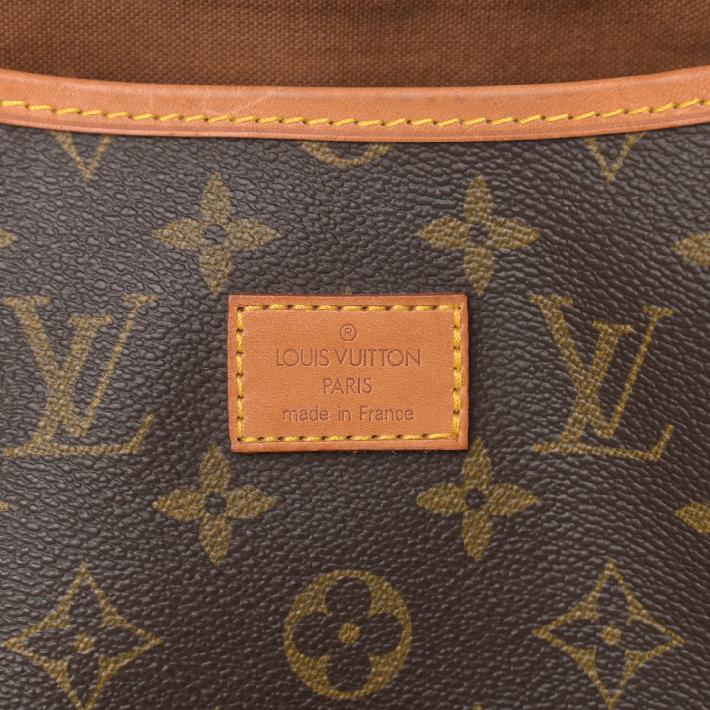 Monogram Saumur 35