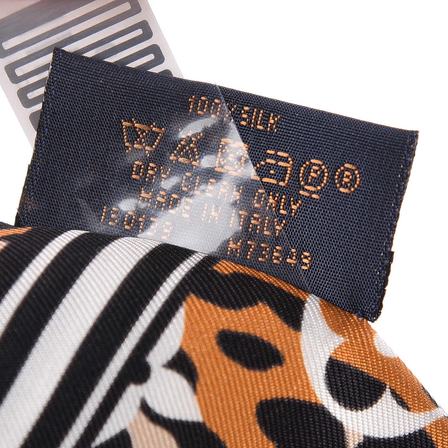 Louis Vuitton Silk Monogram Giant Jungle Bandeau Ivory 4 of 5