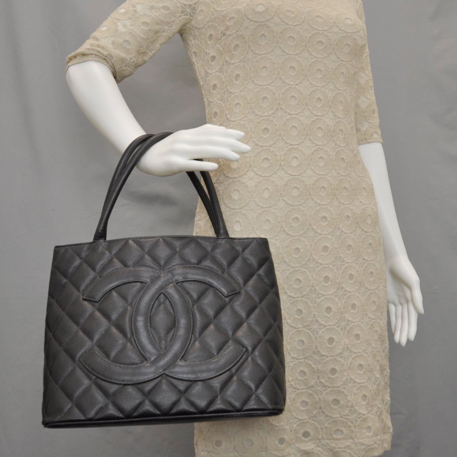 Chanel Caviar Medallion Tote Black 2 of 9