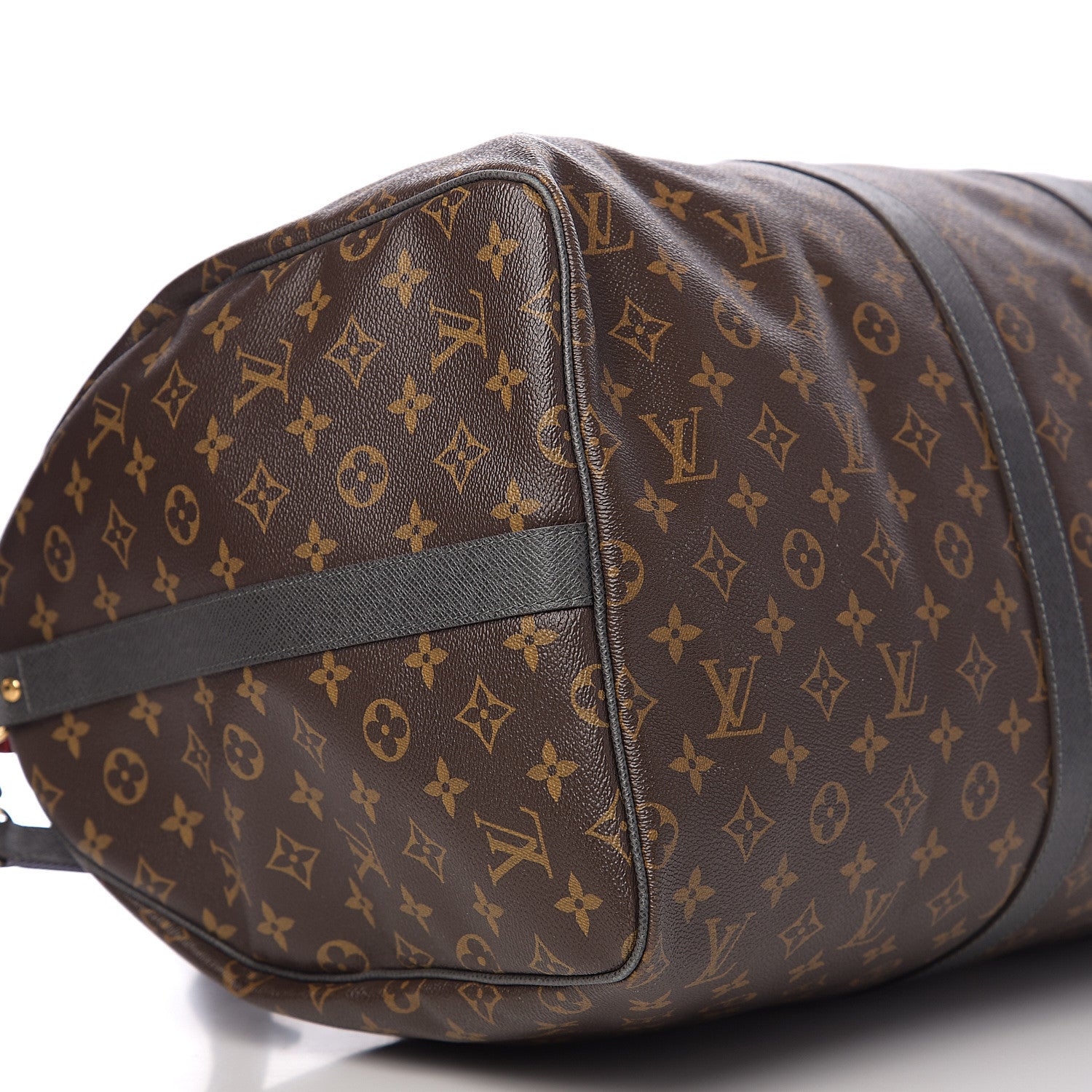 Louis Vuitton Monogram Taiga Outdoor Keepall Bandouliere 55 7 of 8