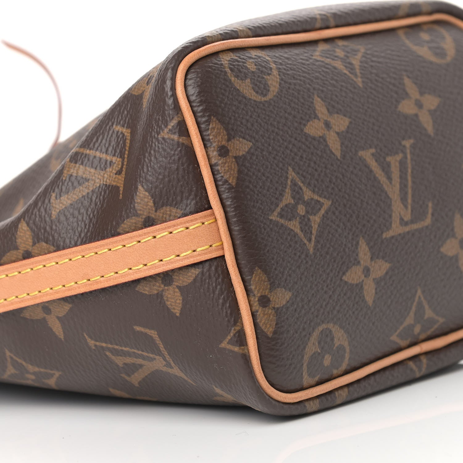 Louis Vuitton Monogram Nano Noe 8 of 10