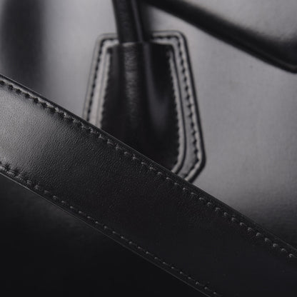 Givenchy Shiny Lord Calfskin Medium Antigona Black 16 of 22