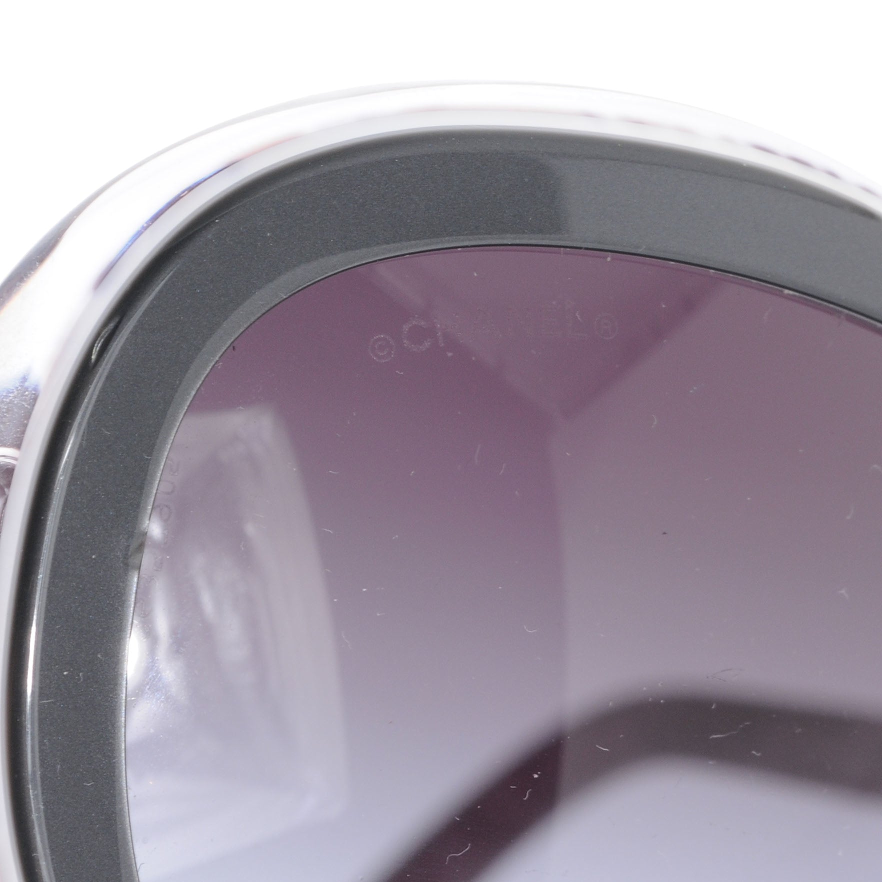 Chanel CC Sunglasses 5219 6 of 7