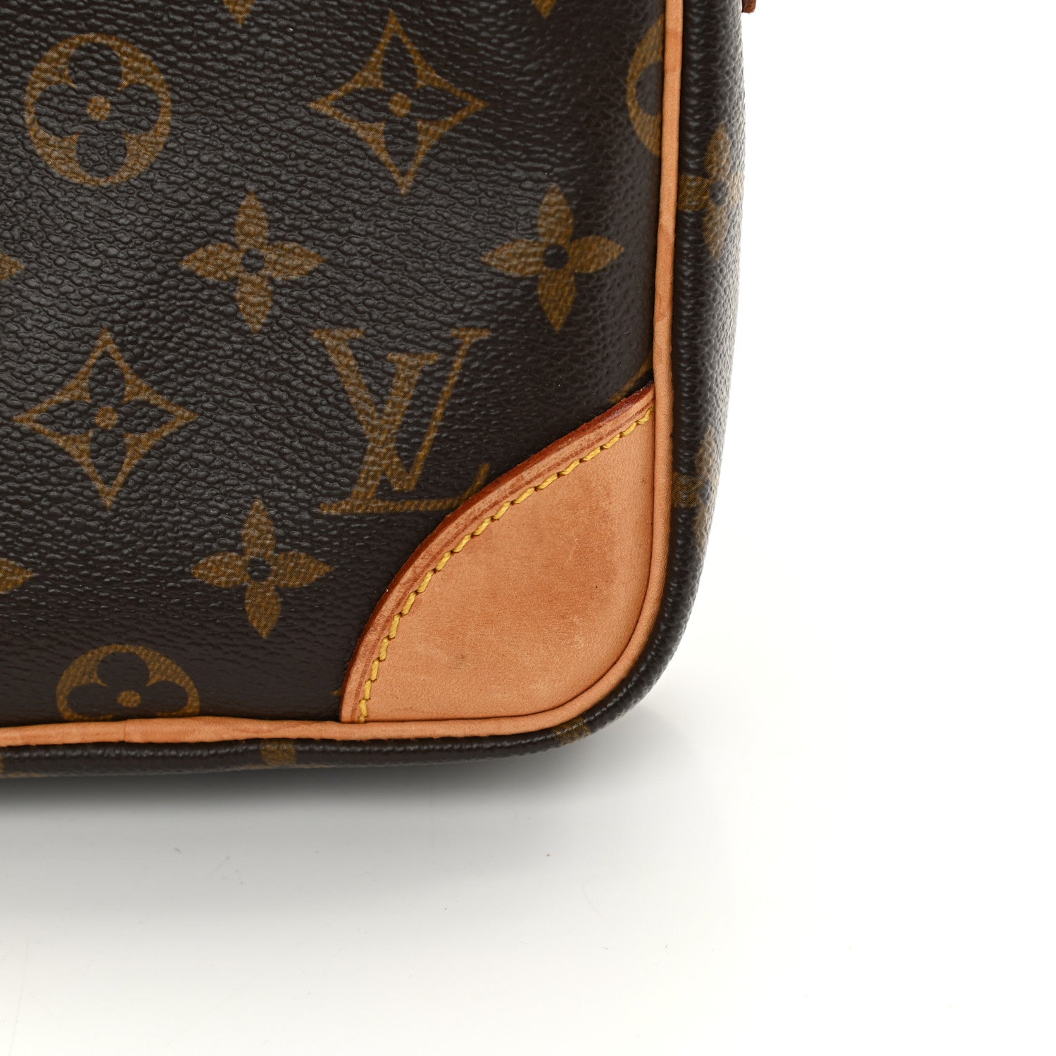 Louis Vuitton Monogram Danube 21 5 of 13
