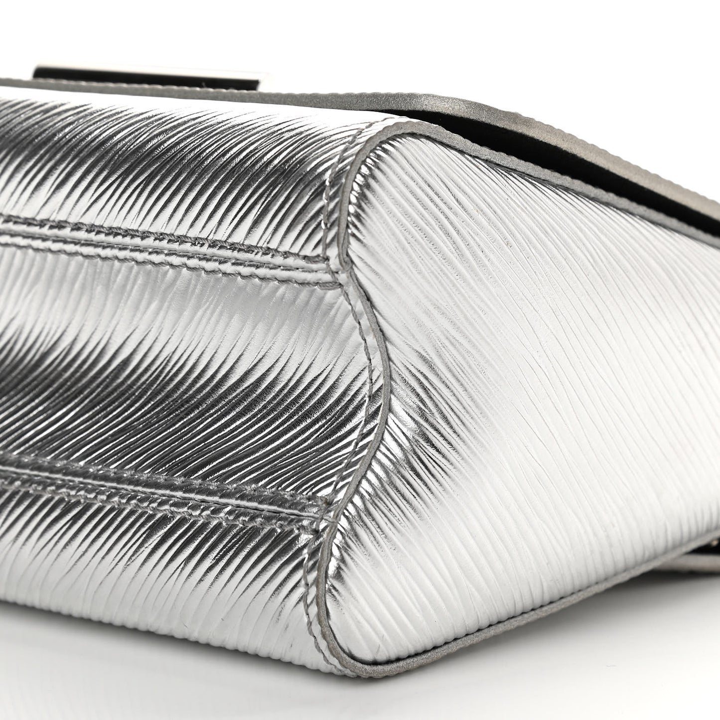 Epi Twist Shoulder Bag PM Argent