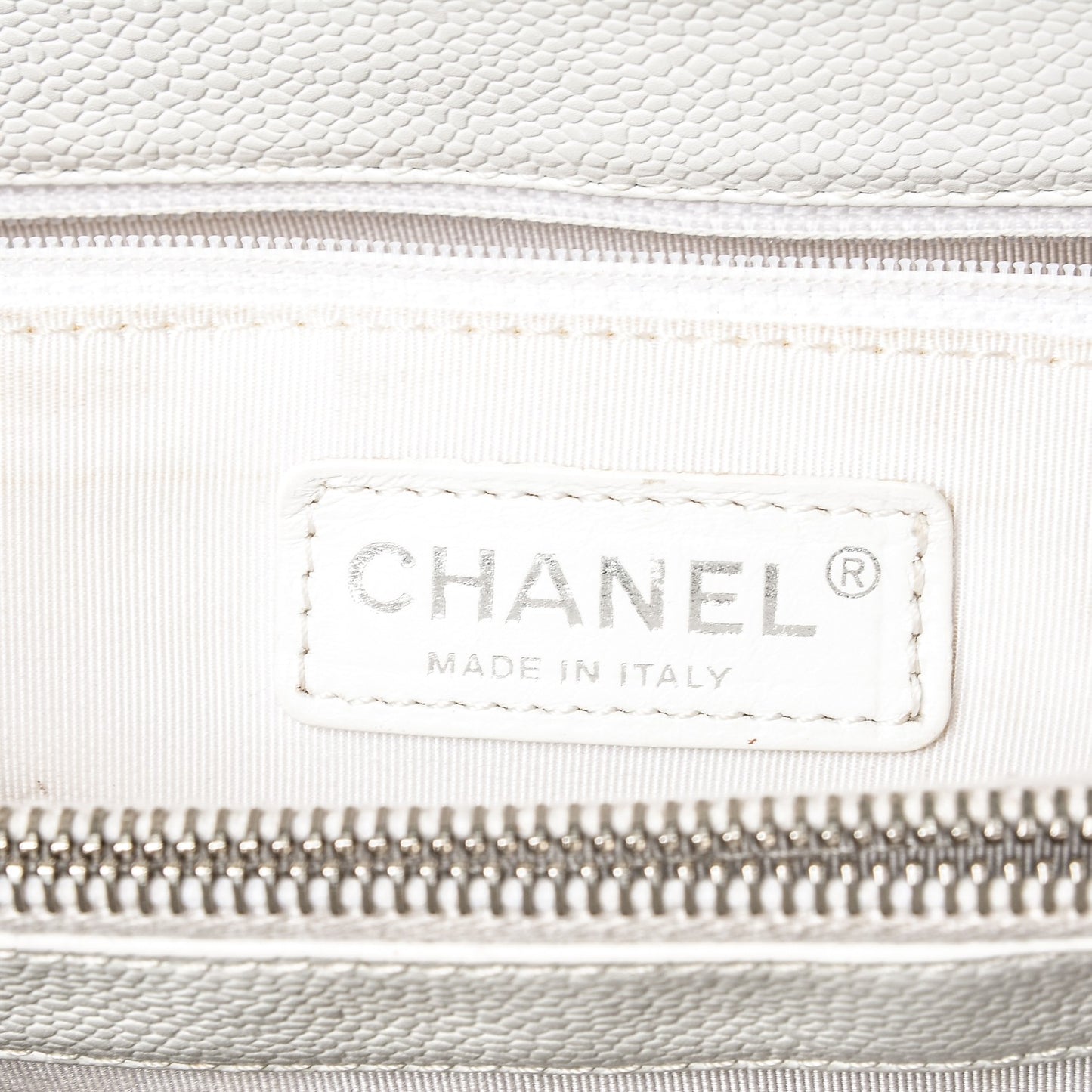 Caviar Quilted Grand Shopping Tote GST White