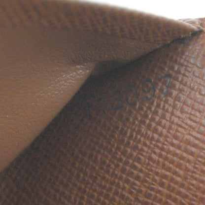 Louis Vuitton Monogram Passport Cover 6 of 6