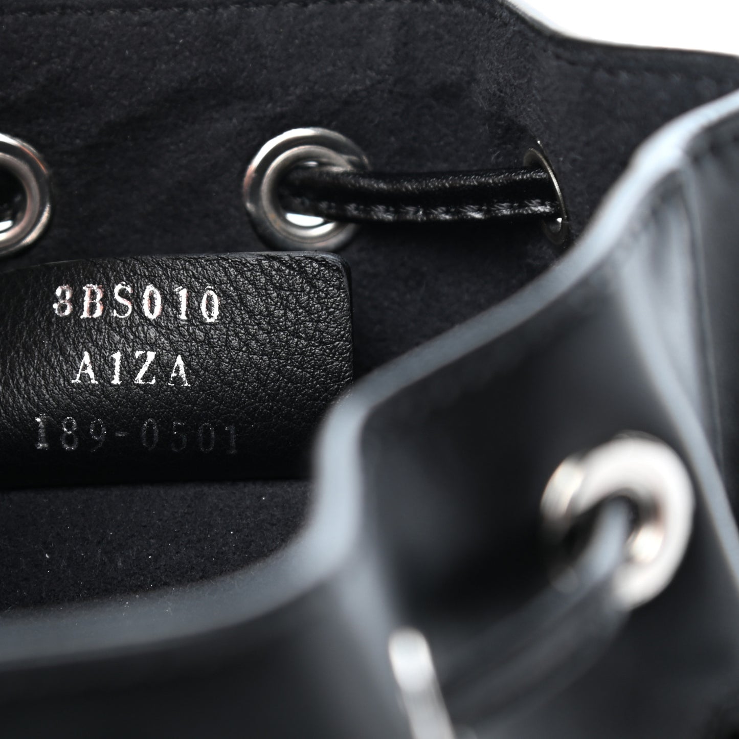 Vitello Liberty Velvet F is Fendi FF Bi-Color Mini Mon Tresor Bucket Bag Black Fango