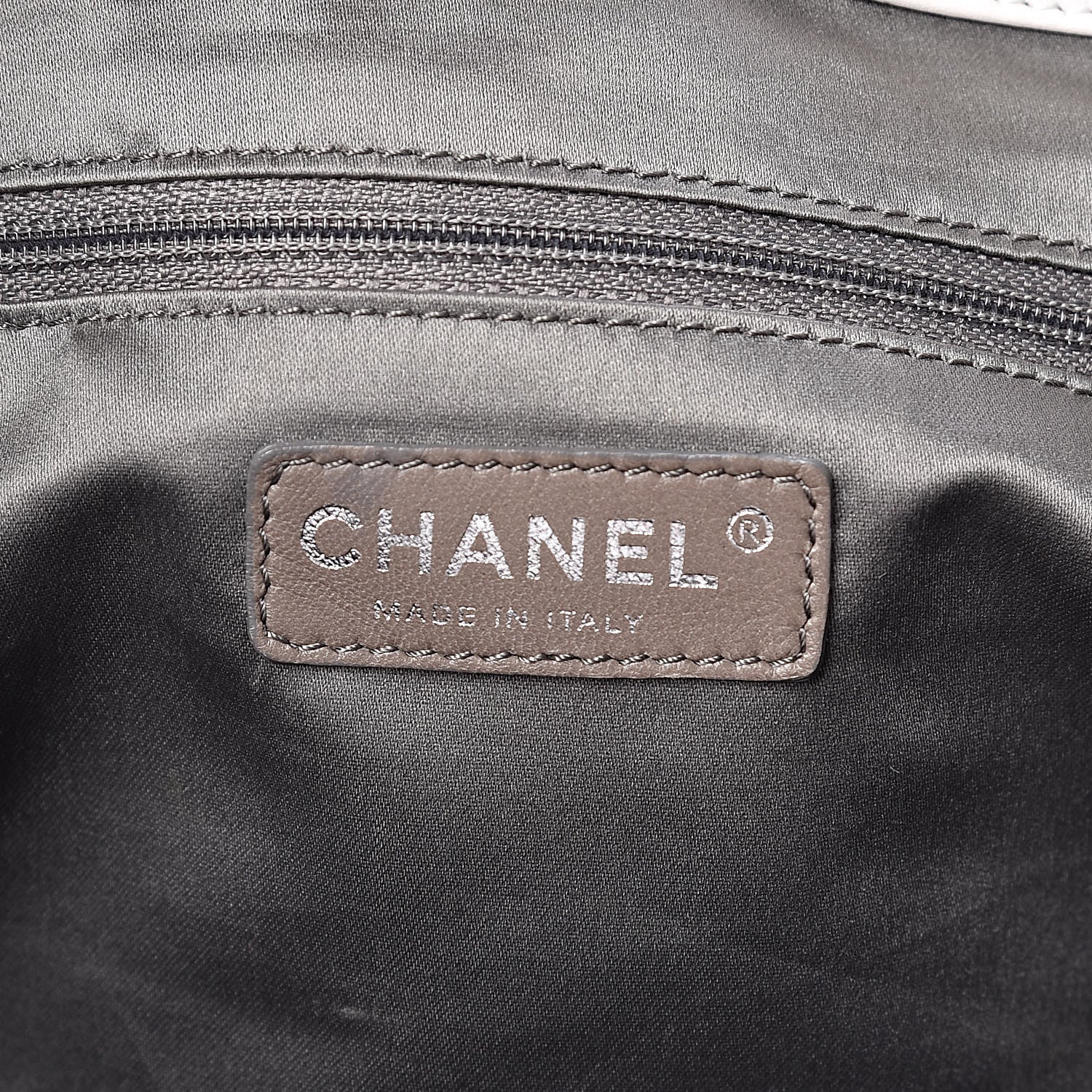 Chanel Calfskin Modern Chain Rhodoid East West Tote White 6 of 13