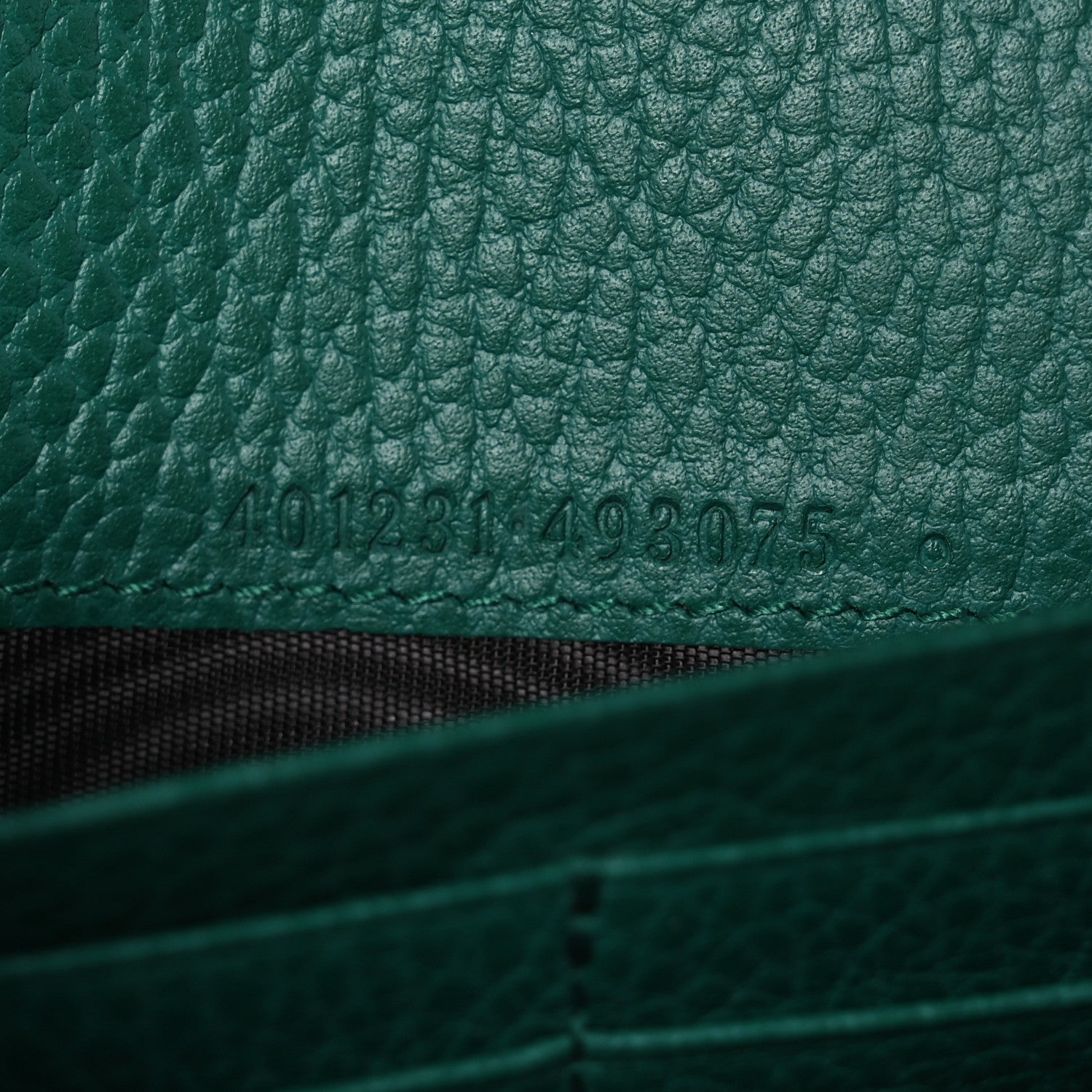 Gucci Calfskin Mini Dionysus Chain Wallet Emerald 11 of 14