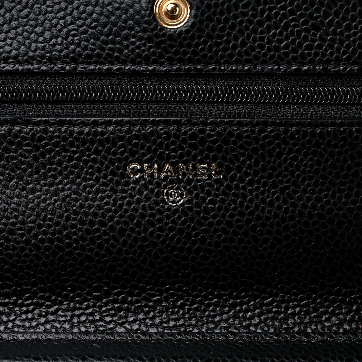 Caviar Quilted Wallet on Chain WOC Black