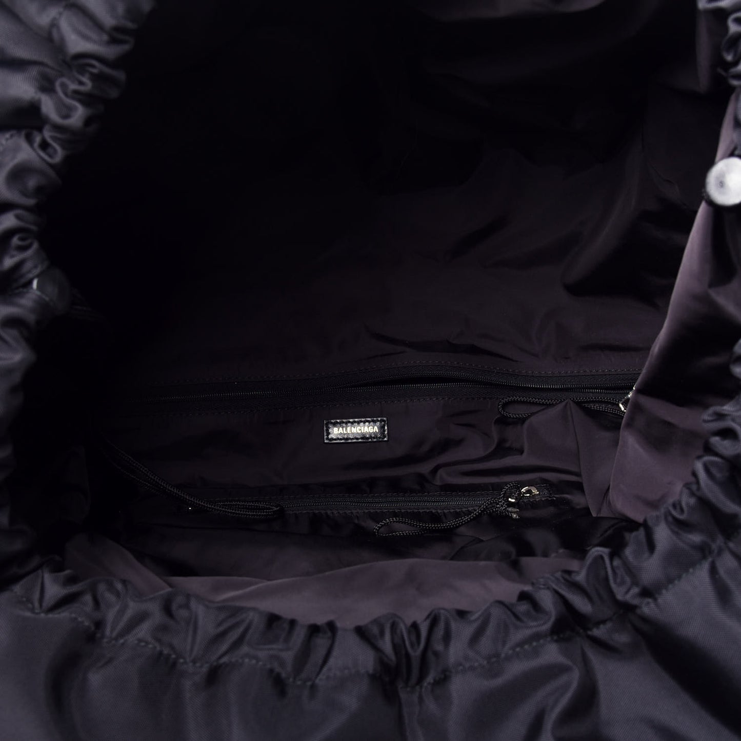Textured Sport Nylon Logo Embroidered S Wheel Gym Bag Black Bleu Navy