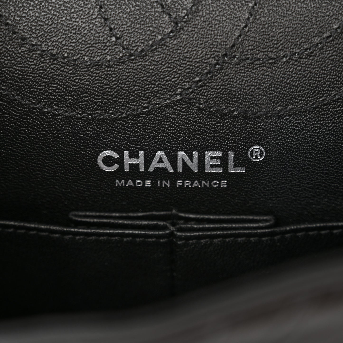 Aged Calfskin Chevron Quilted 2.55 Reissue 225 Flap So Black