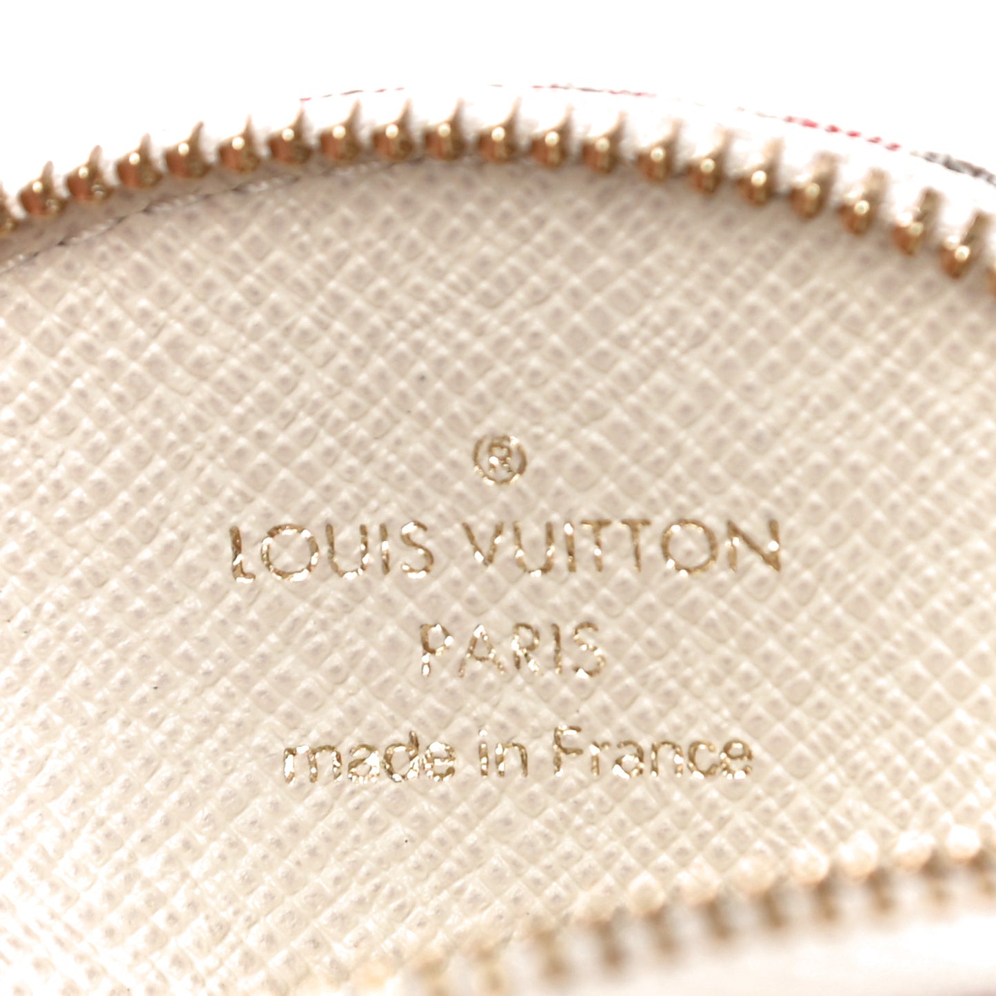 Mini Lin Croisette Round Coin Purse Rouge