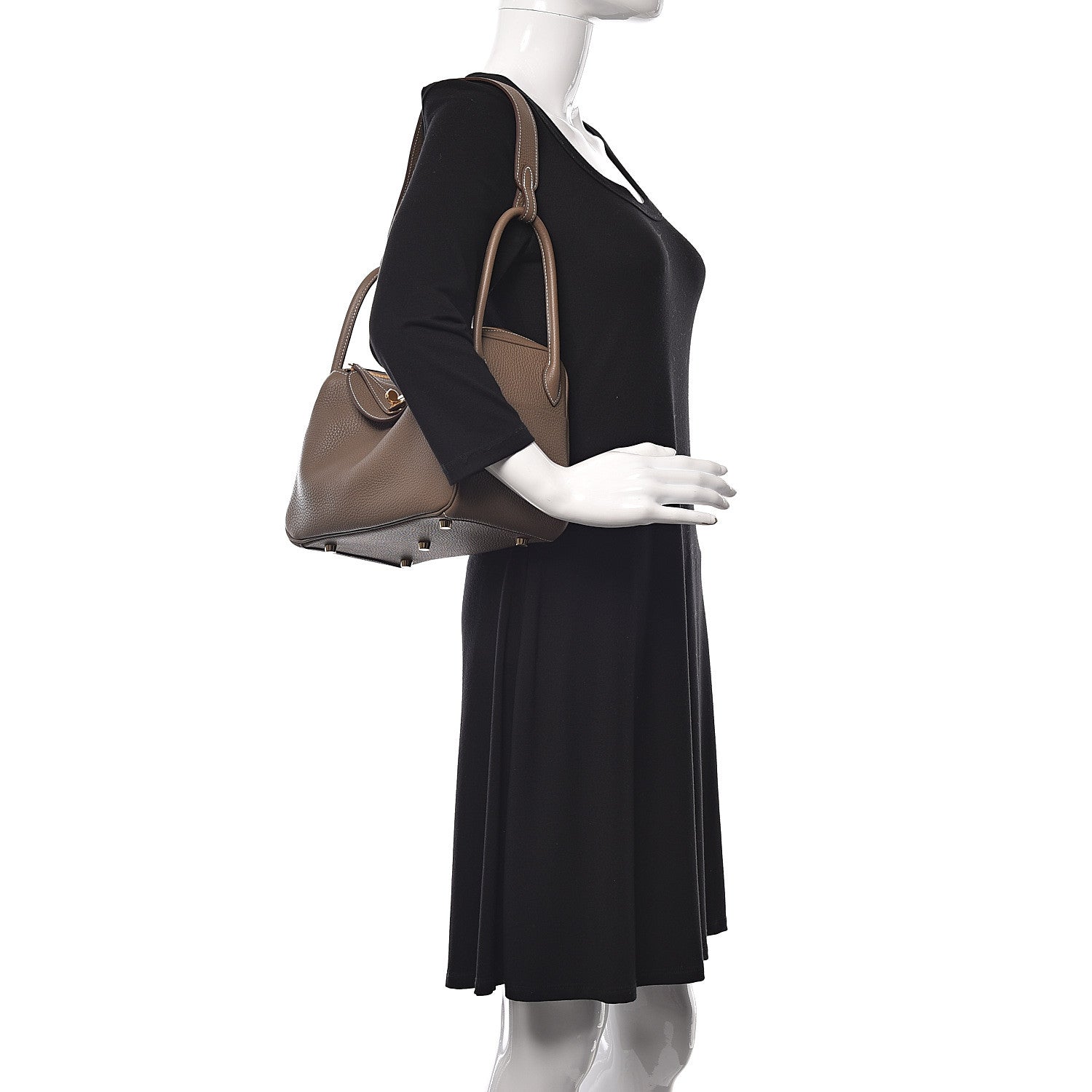 Hermes Taurillon Clemence Lindy 26 Etoupe 2 of 13