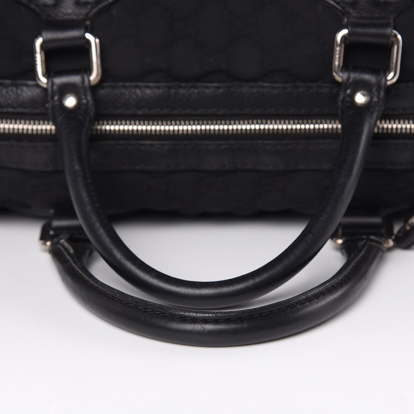 Guccissima Neoprene Medium Techno Tag Boston Black