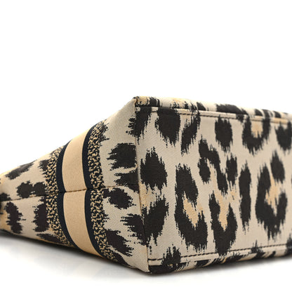 Christian Dior Canvas Mizza Embroidered Medium Leopard DiorTravel Nomad Pouch Beige 7 of 8