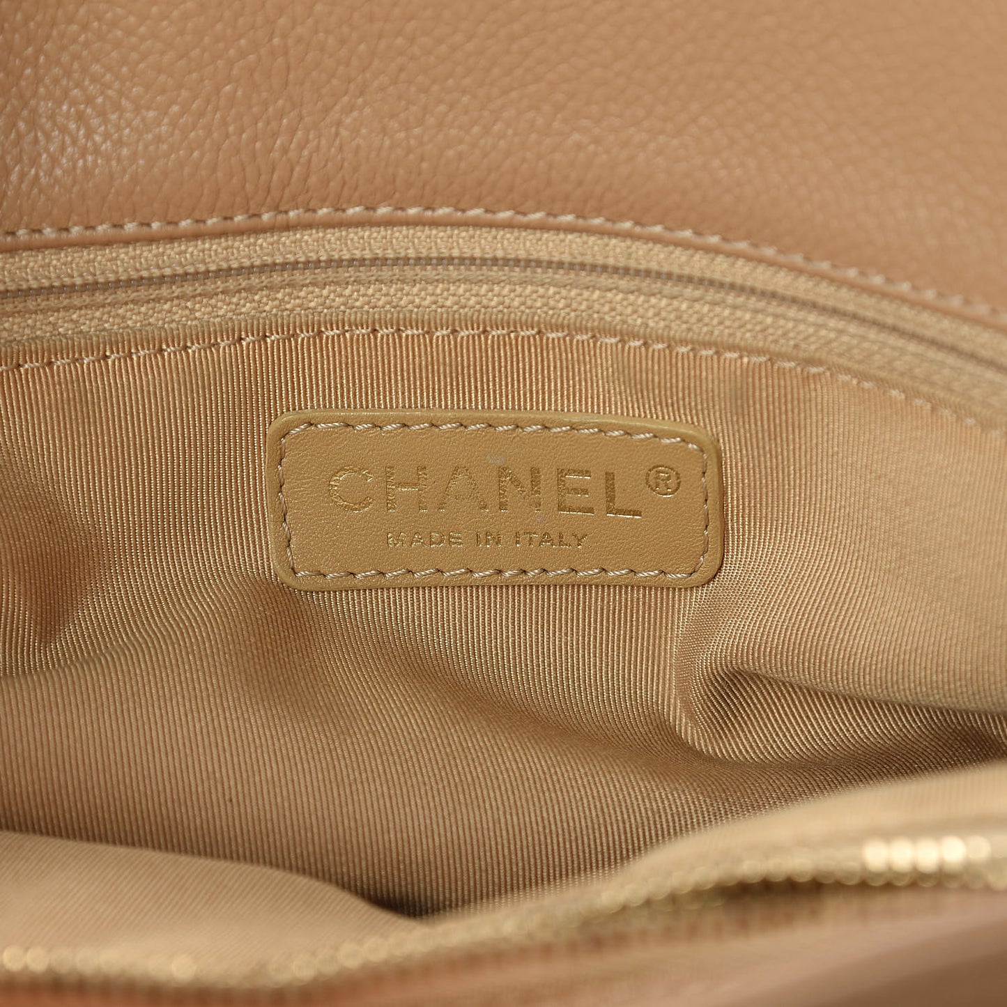 Calfskin Cerf Executive Shopper Tote Beige Clair