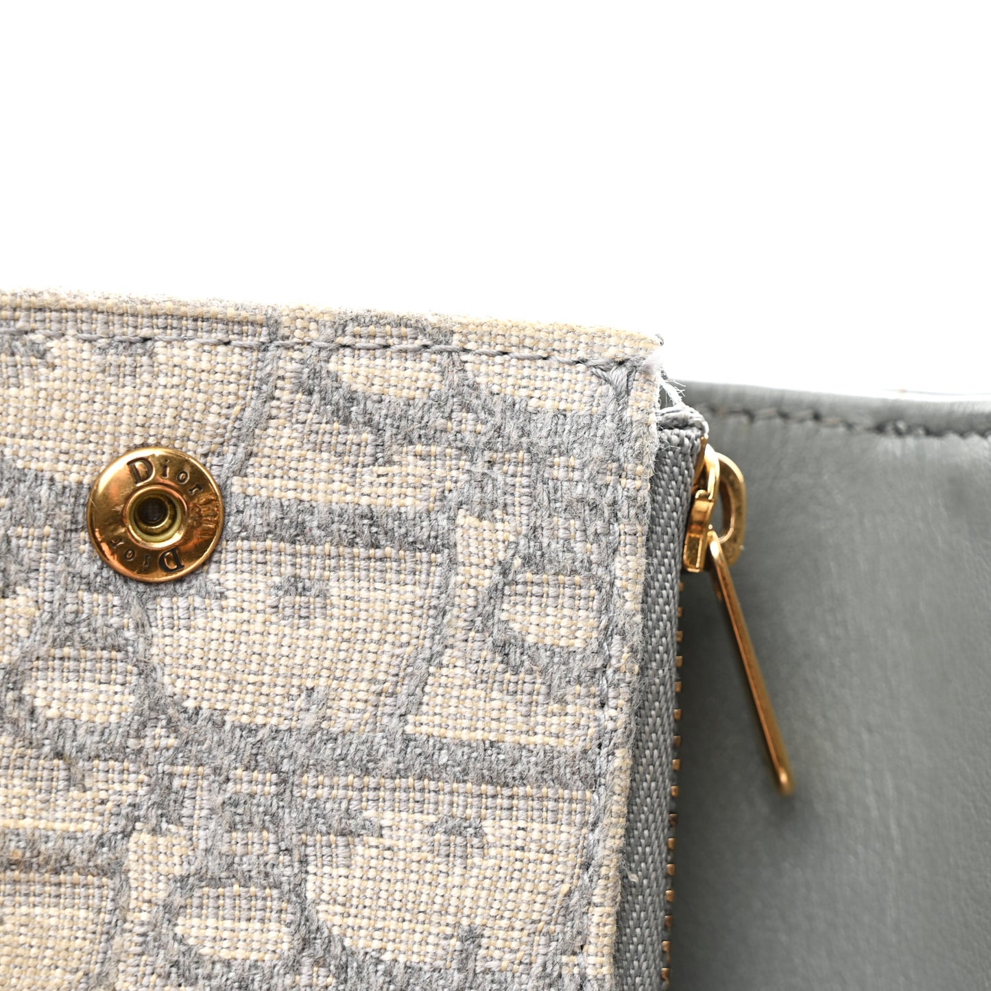 Oblique Saddle Lotus Wallet Grey