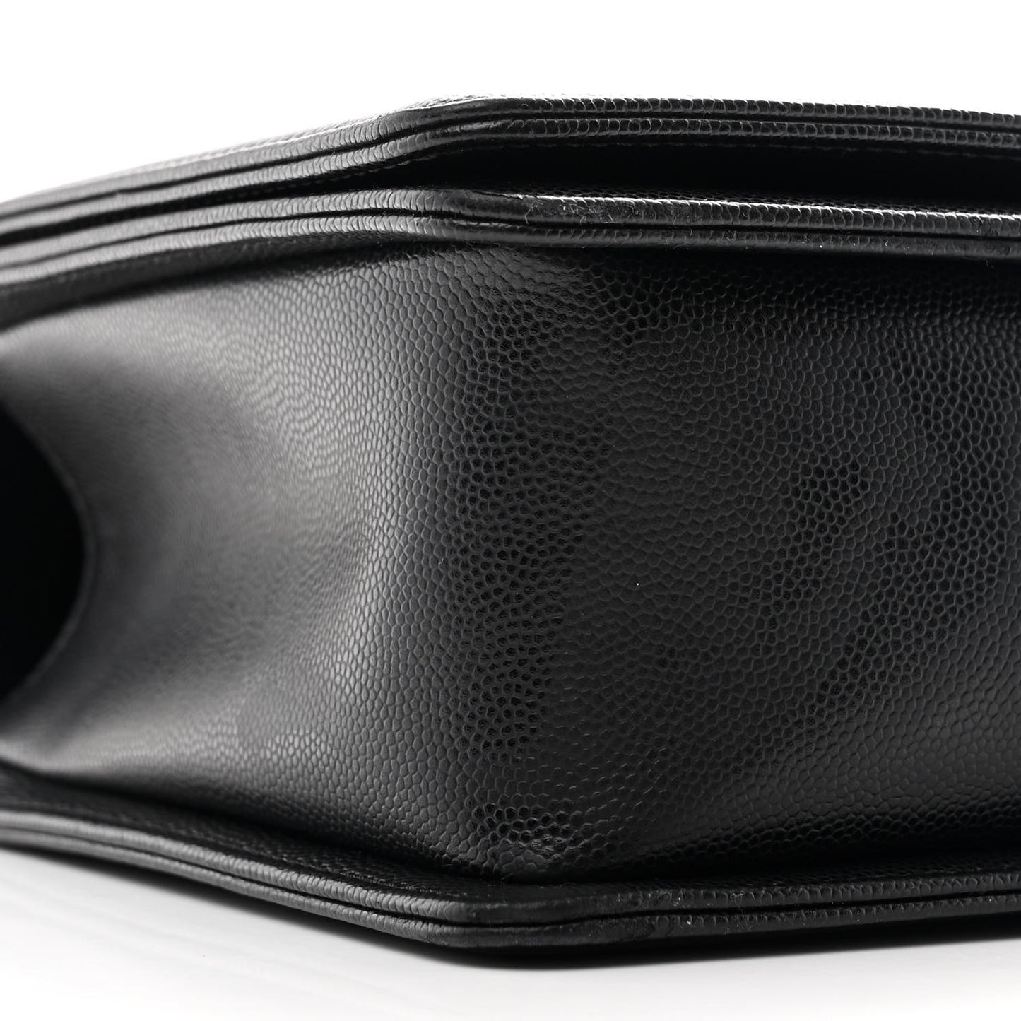 Caviar Quilted New Medium Boy Flap Black