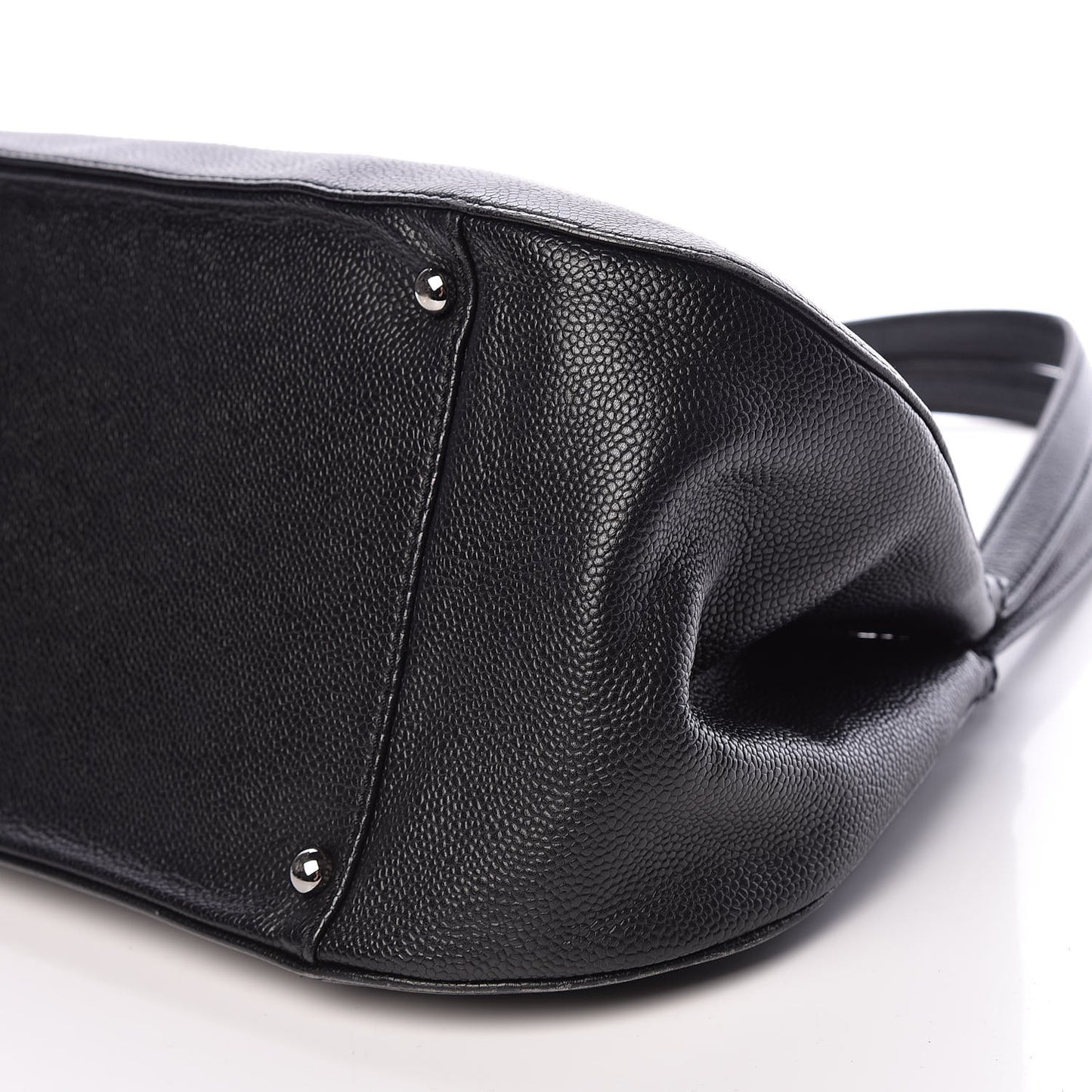 Caviar Mademoiselle Flap Black