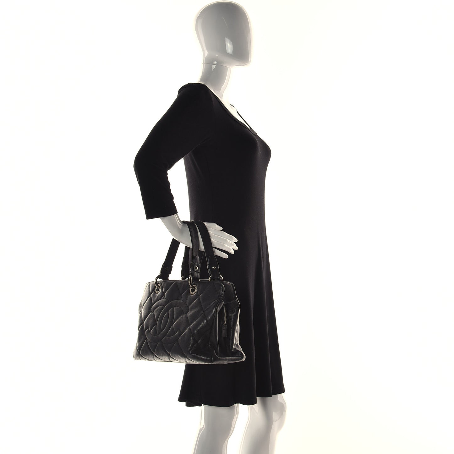 Soft Caviar Quilted CC Timeless Tote Black