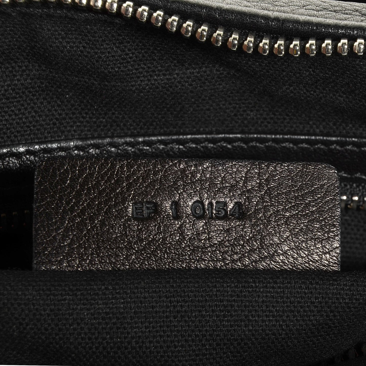 Waxed Calfskin Medium Studded Pandora Black