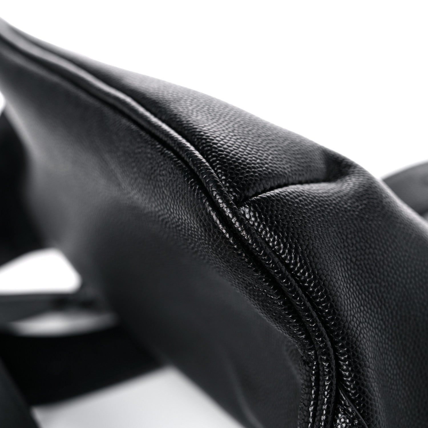 Saint Laurent Grain De Poudre Monogram Belt Bag Black 17 of 25