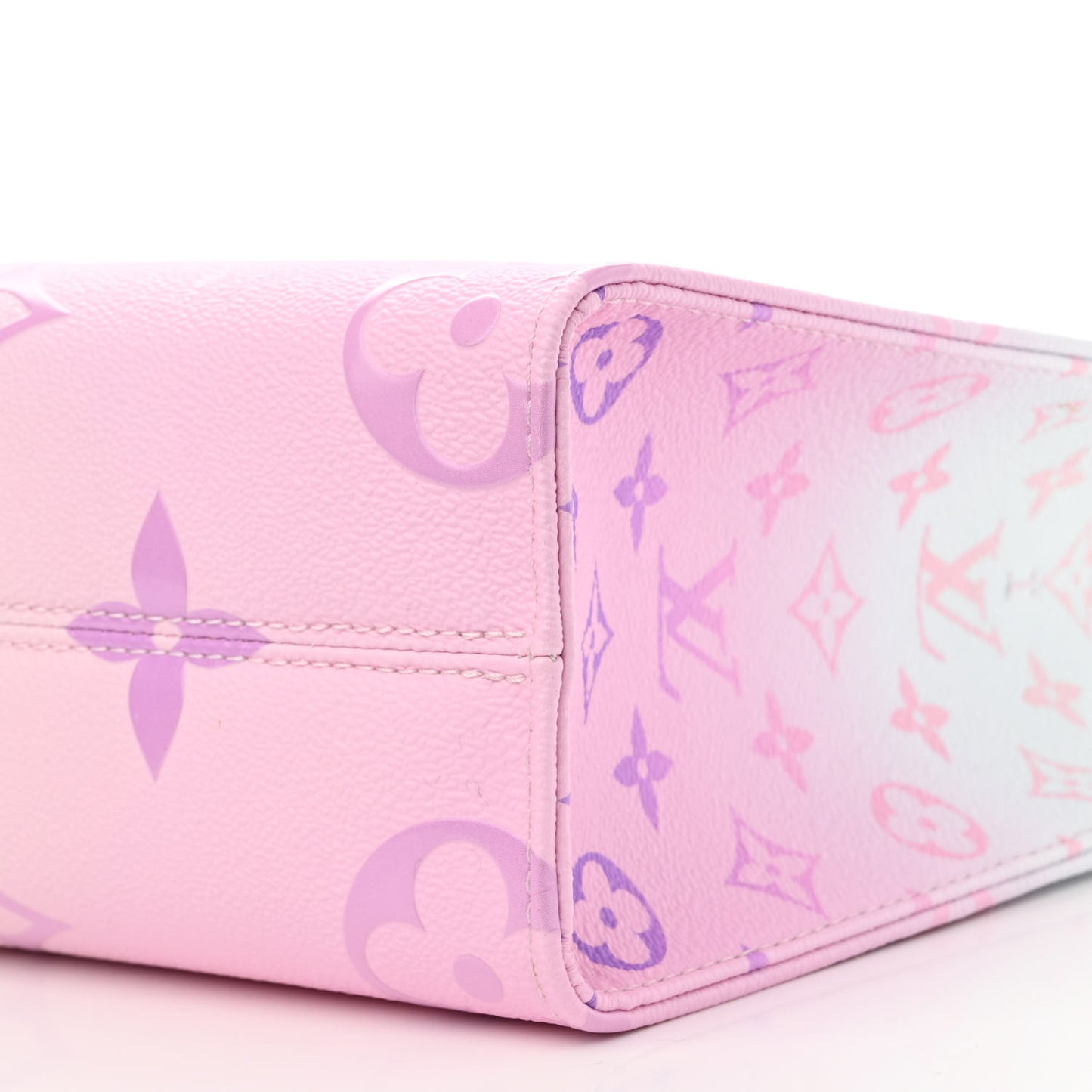 Monogram Giant Spring In The City Onthego PM Sunrise Pastel