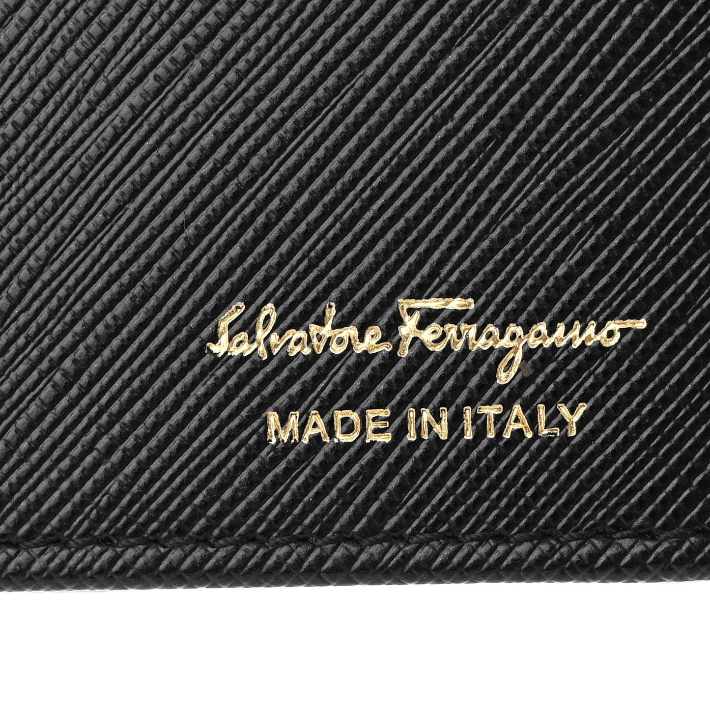 Hammered Calfskin Vara Wallet On Chain Black