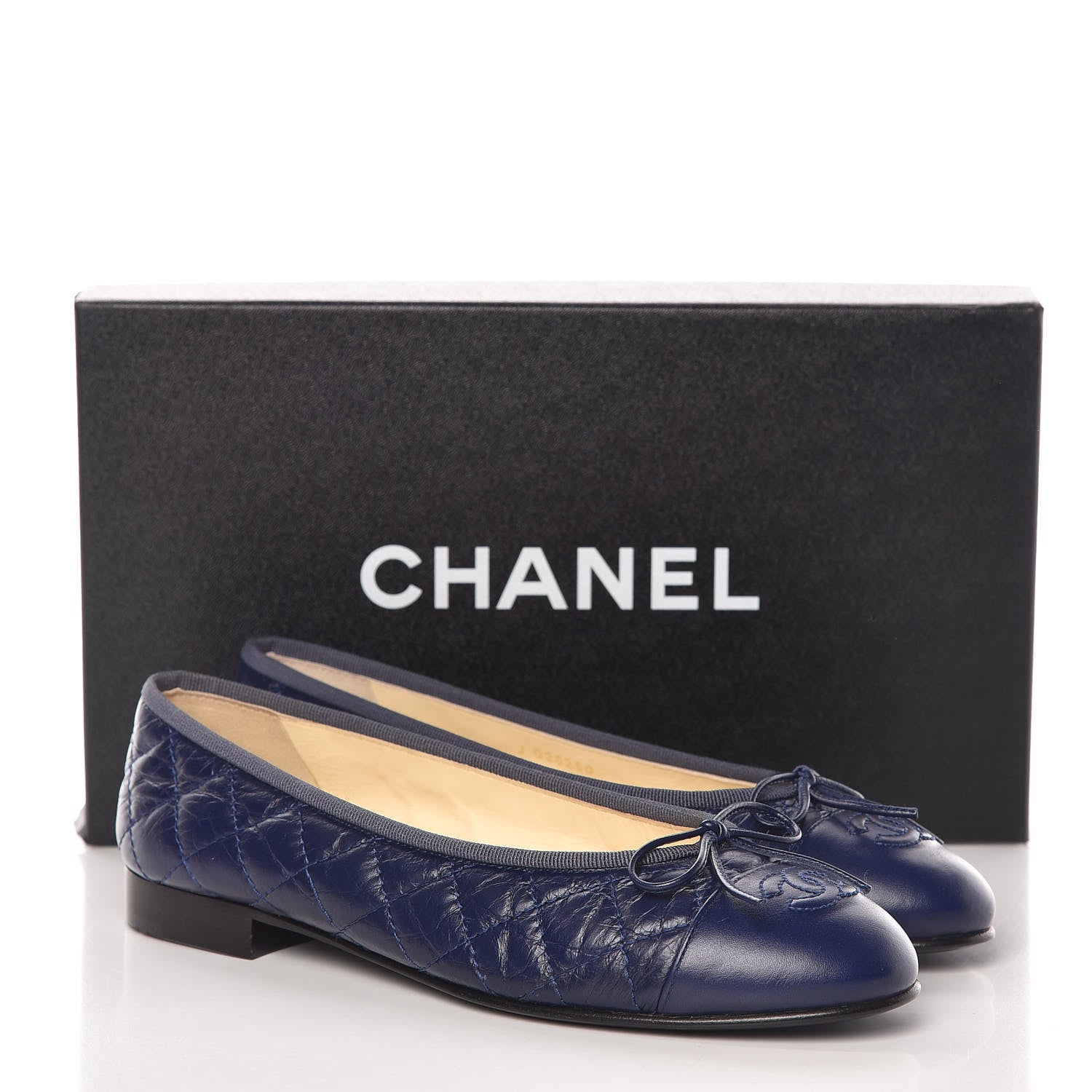 Chanel Aged Calfskin Quilted CC Cap Toe Ballerina Flats 37 Navy 10 of 10