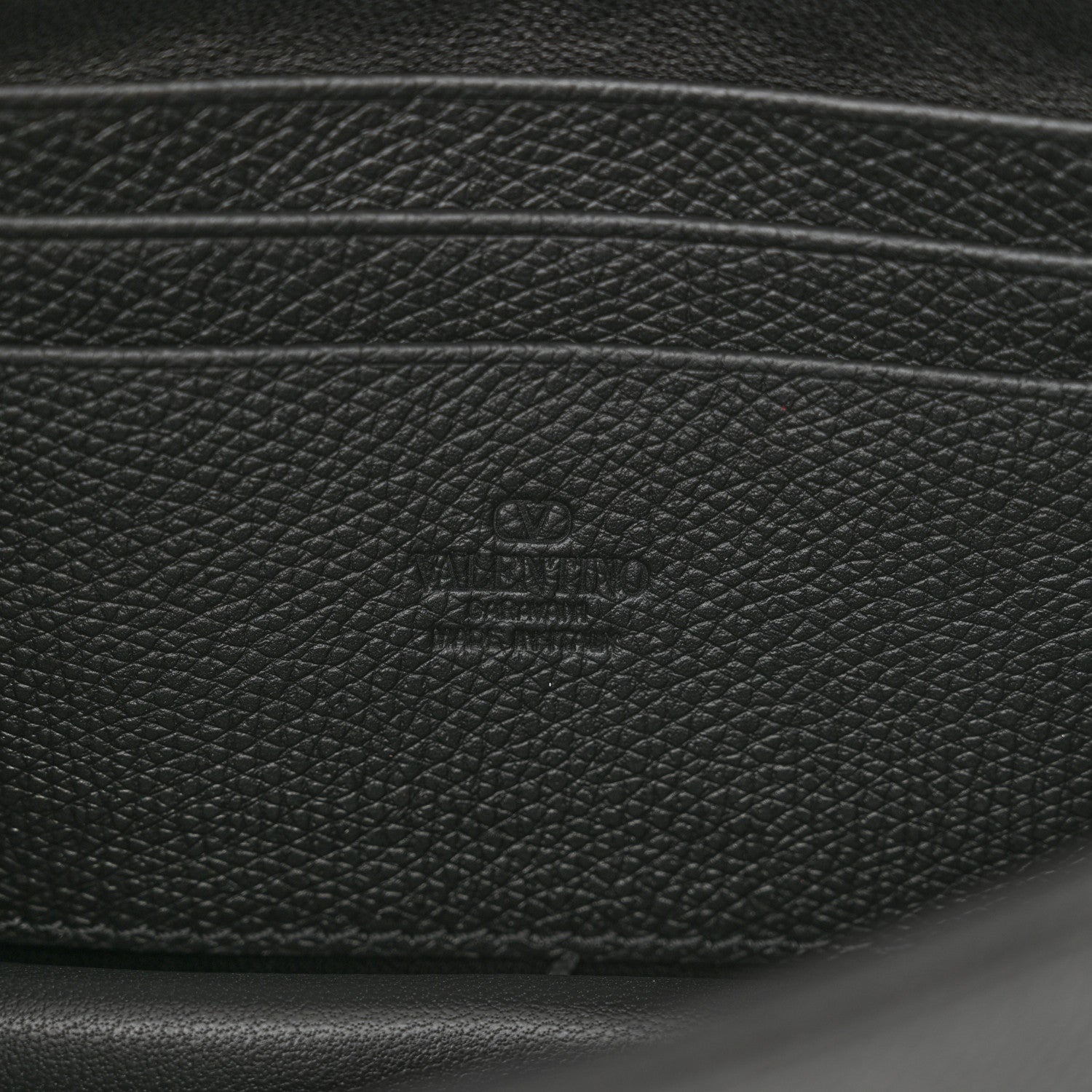 Valentino Garavani Grainy Calfskin Mini Vlogo Shoulder Bag Black 6 of 10