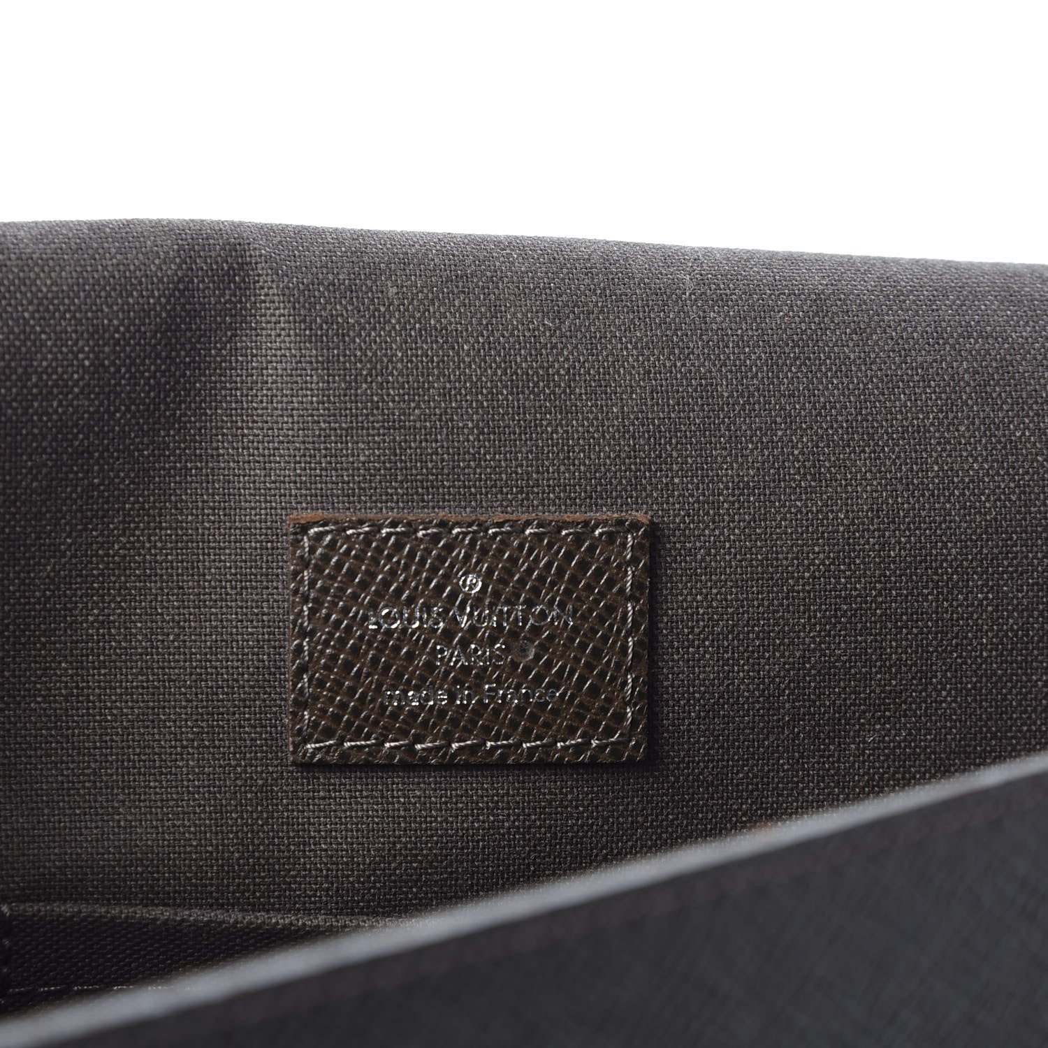 Louis Vuitton Taiga Andrei Messenger Bag Grizzli 7 of 11
