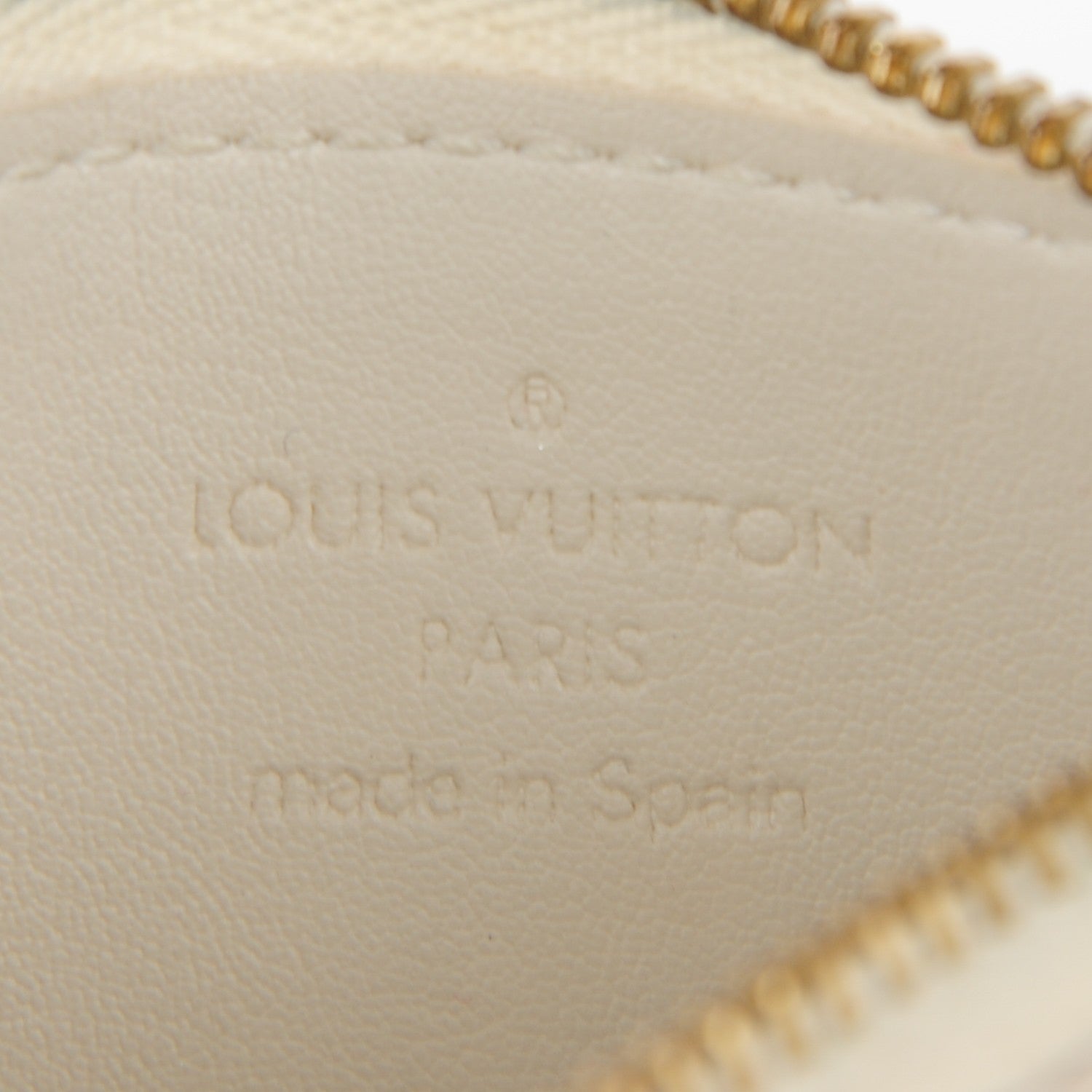 Louis Vuitton Suhali Key Pouch White 6 of 7