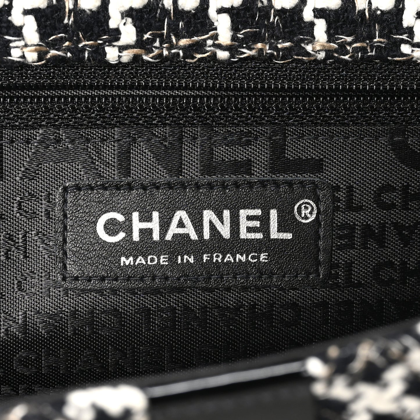 Tweed Patent Quilted Rectangular Flap Black White