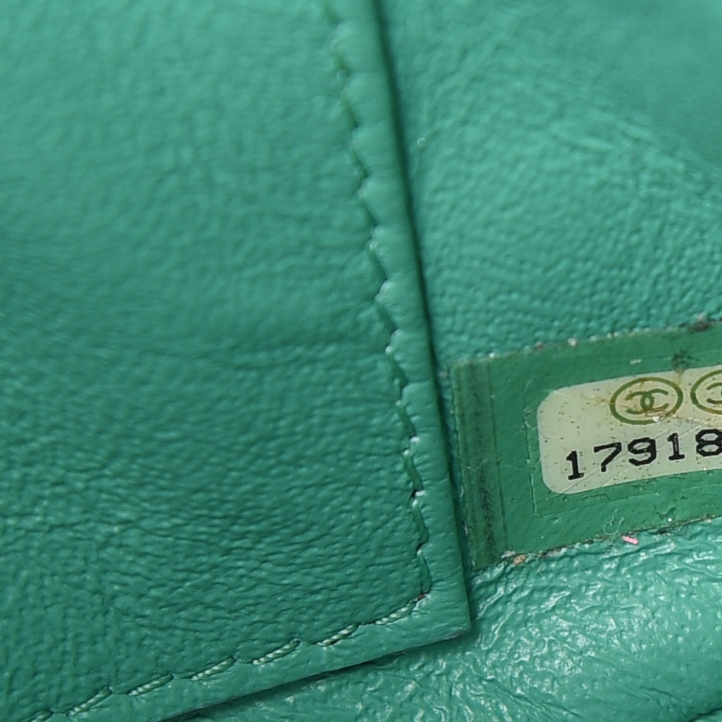Caviar Quilted Extra Mini Flap Green