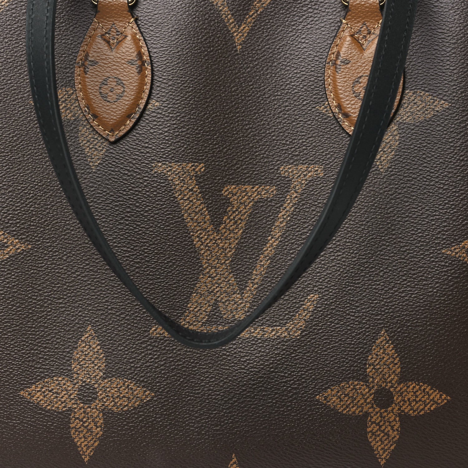 Louis Vuitton Reverse Monogram Giant Onthego MM 7 of 9