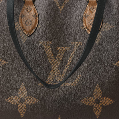 Louis Vuitton Reverse Monogram Giant Onthego MM 7 of 9