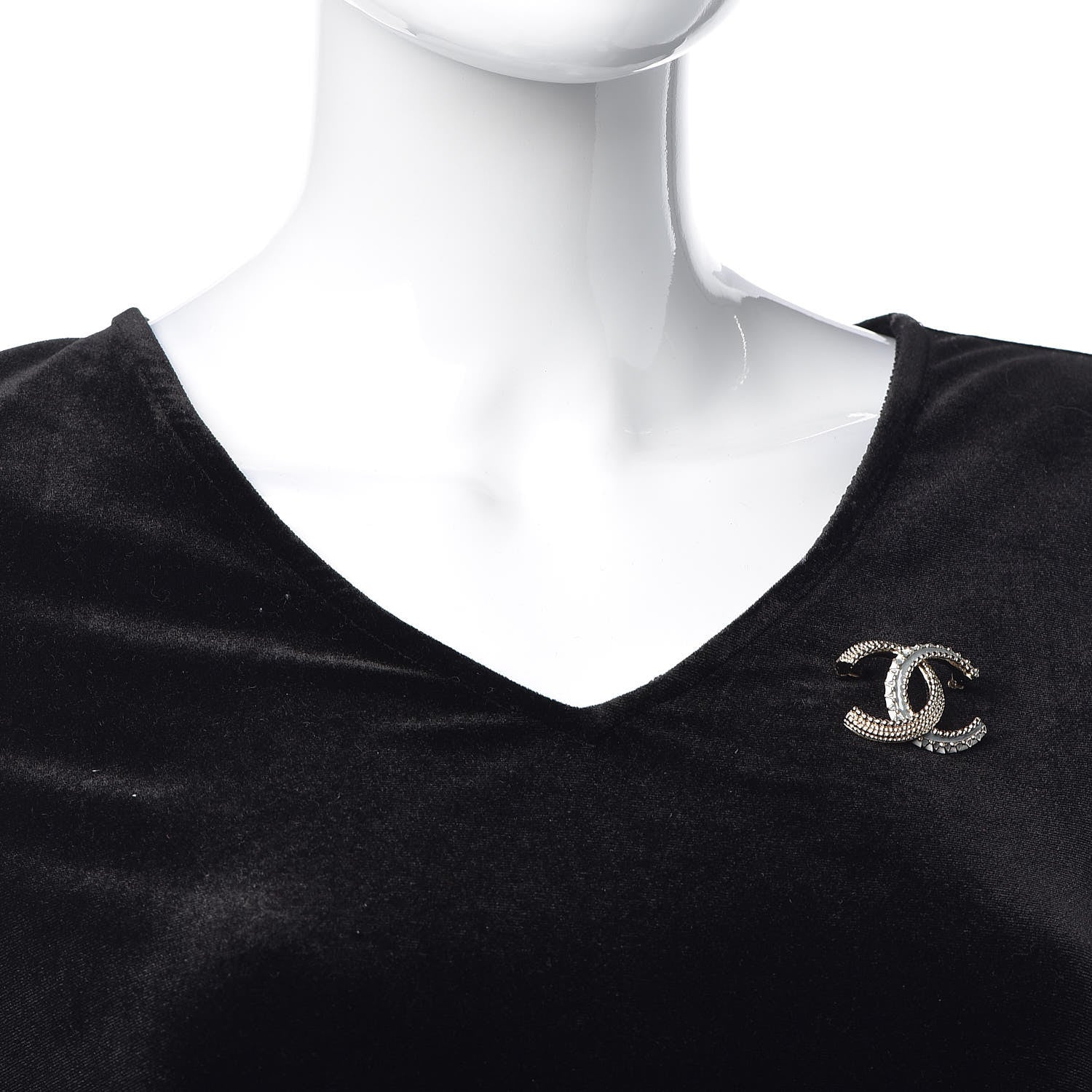 Chanel Enamel CC Brooch Gold Pearly White 2 of 5