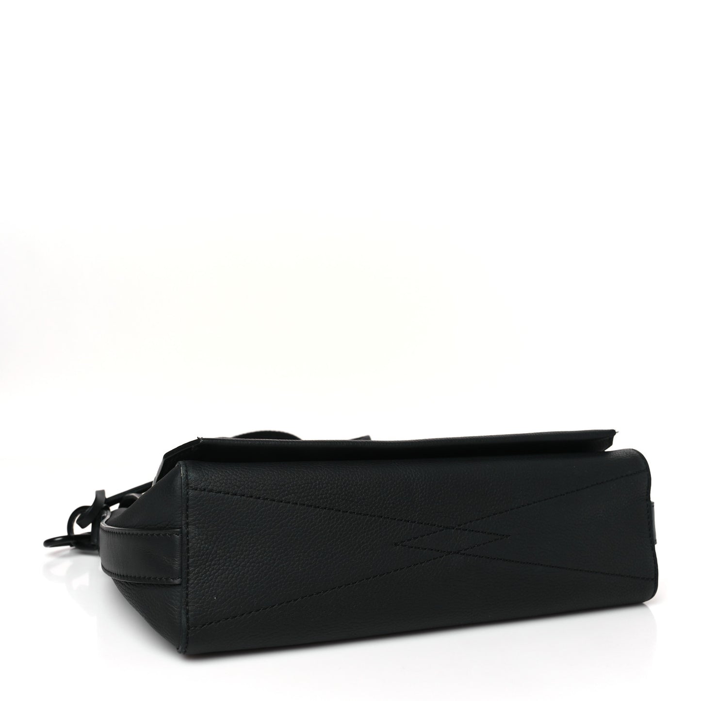 Calfskin Aerogram Messenger Black