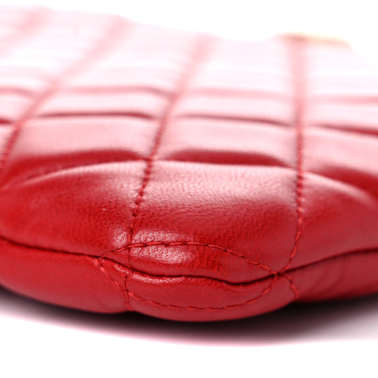 Lambskin Quilted Medium Boy Cosmetic Case Red