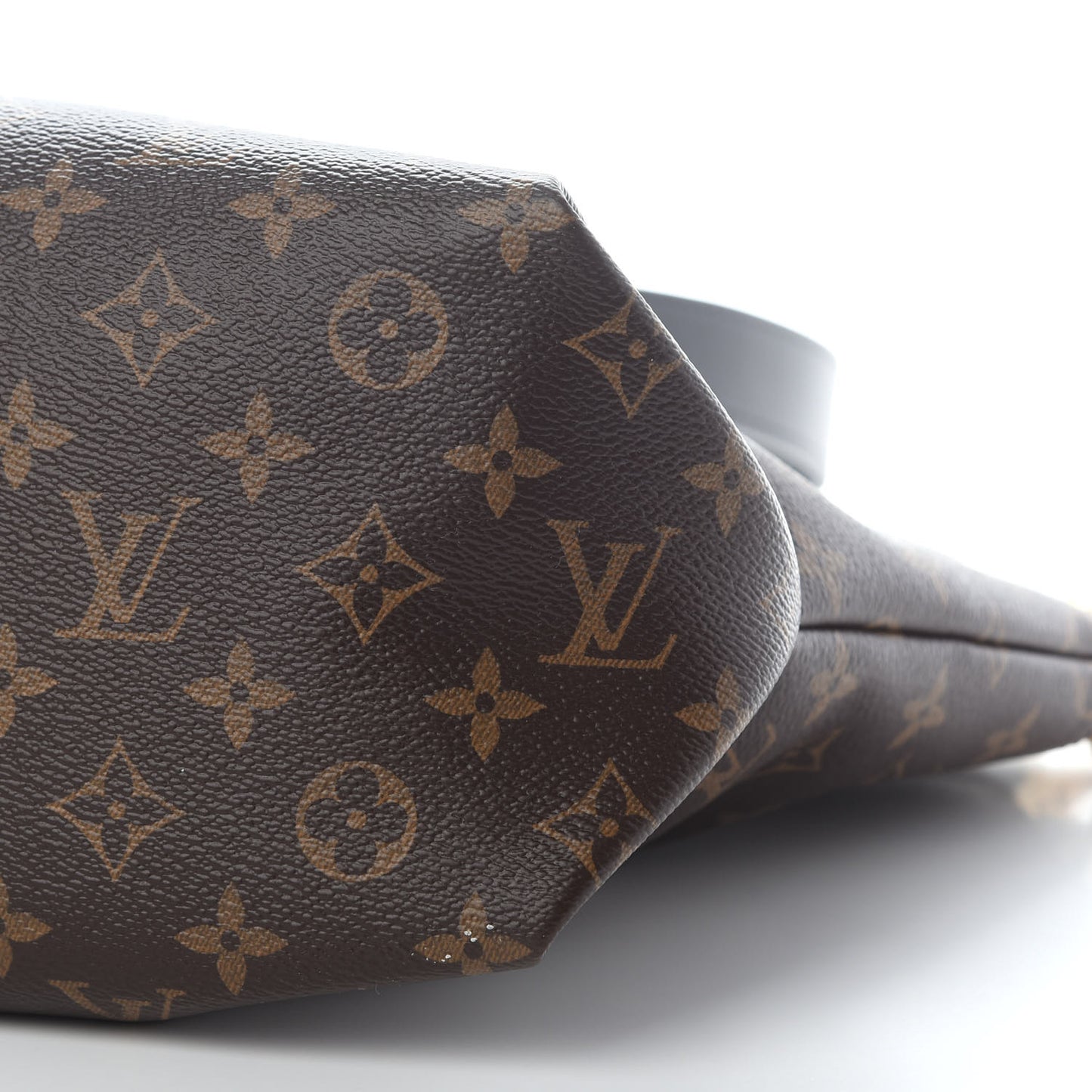 Monogram Flower Zipped Tote MM Black