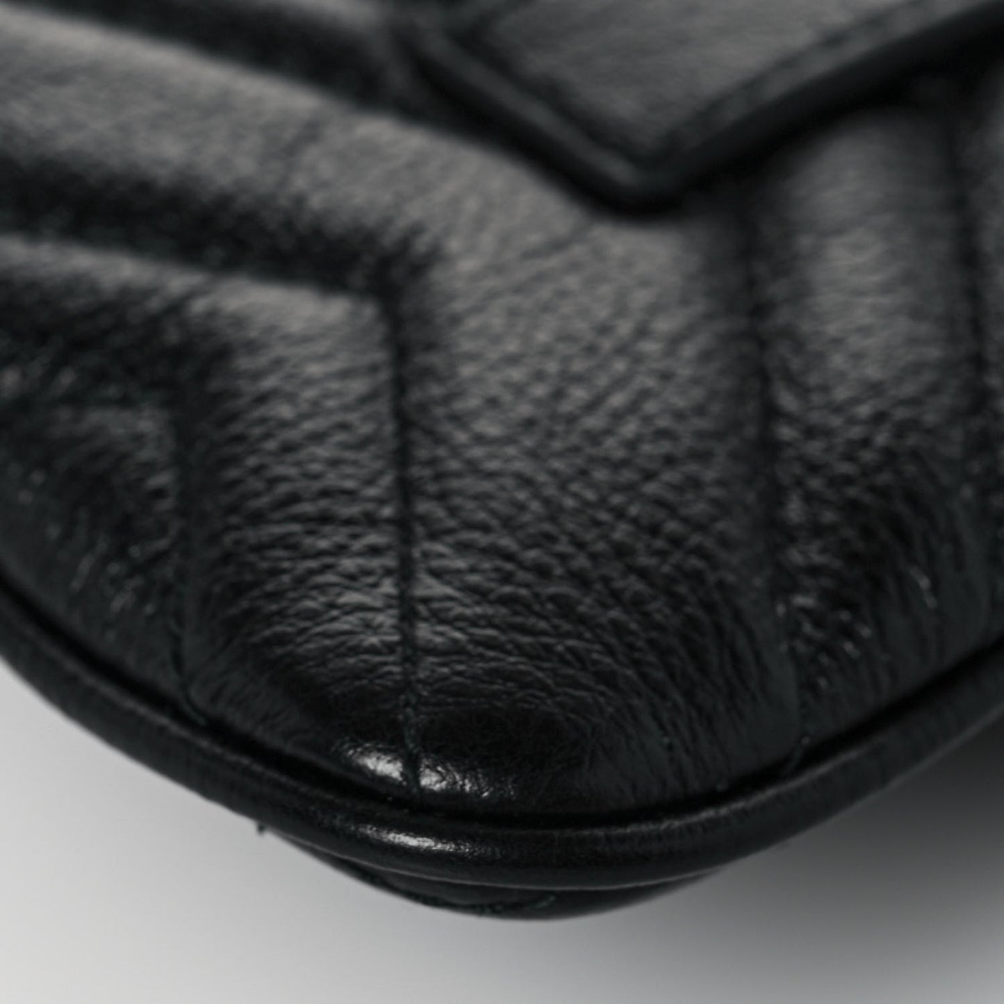 Calfskin Matelasse GG Marmont 2.0 Multi Belt Bag 85 34 Black